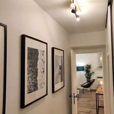Grand 4 - Terrasse - Moderne - Centre D'evry Courcouronnes